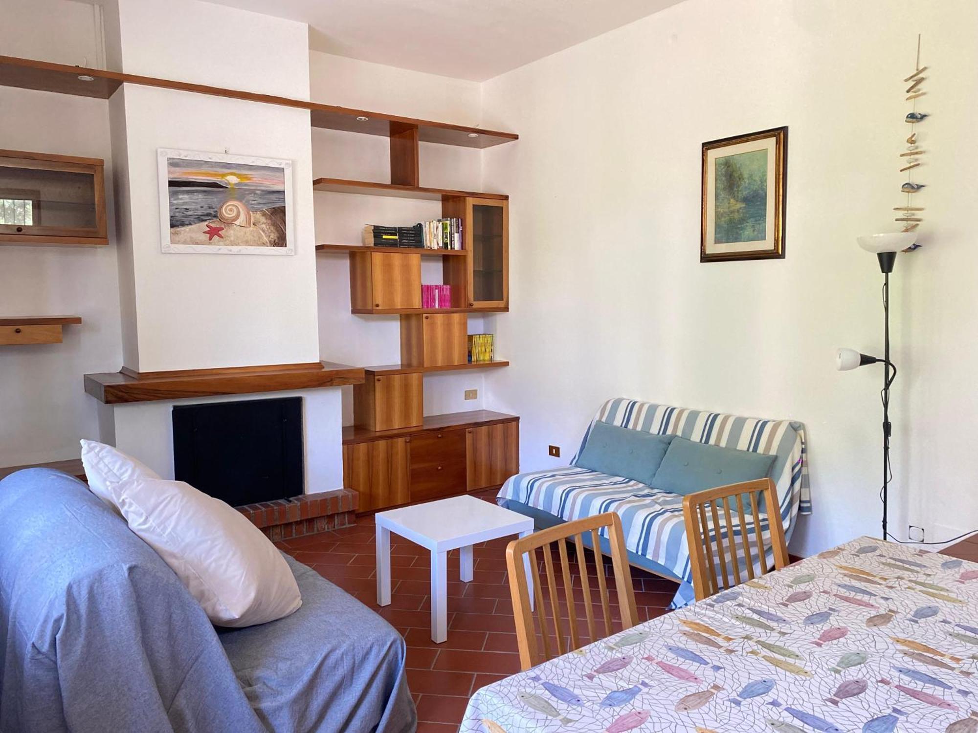 Pineta Apartament ตีร์เรเนีย ภายนอก รูปภาพ