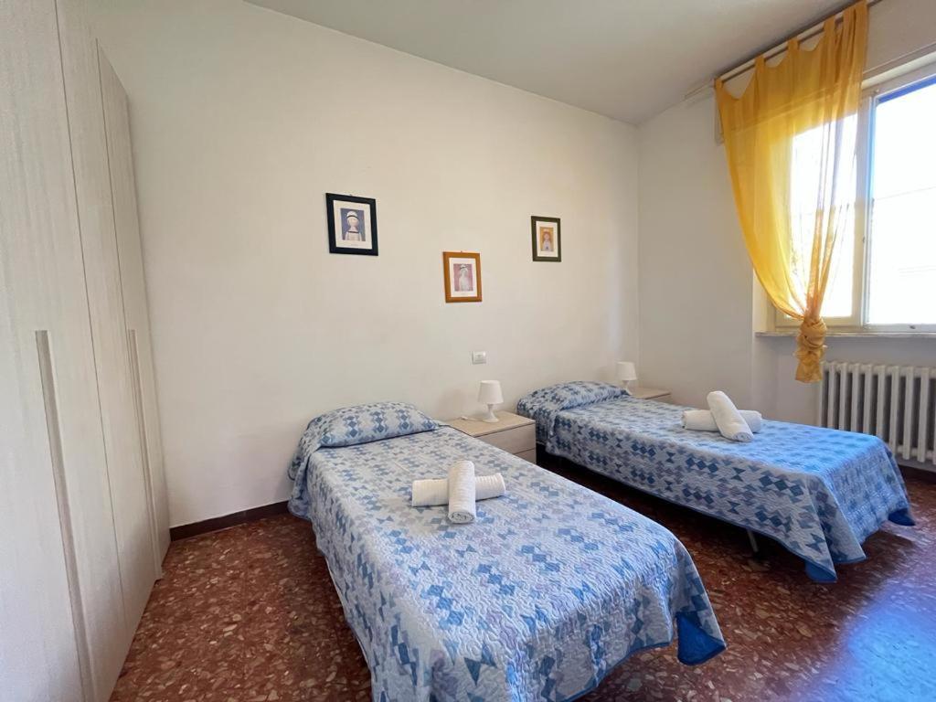 Pineta Apartament ตีร์เรเนีย ภายนอก รูปภาพ