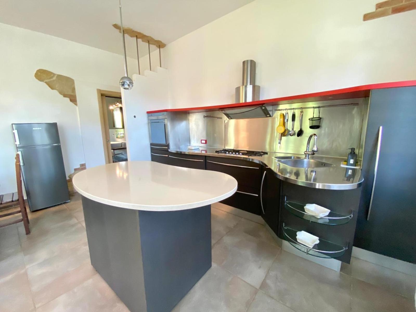 Pineta Apartament ตีร์เรเนีย ภายนอก รูปภาพ
